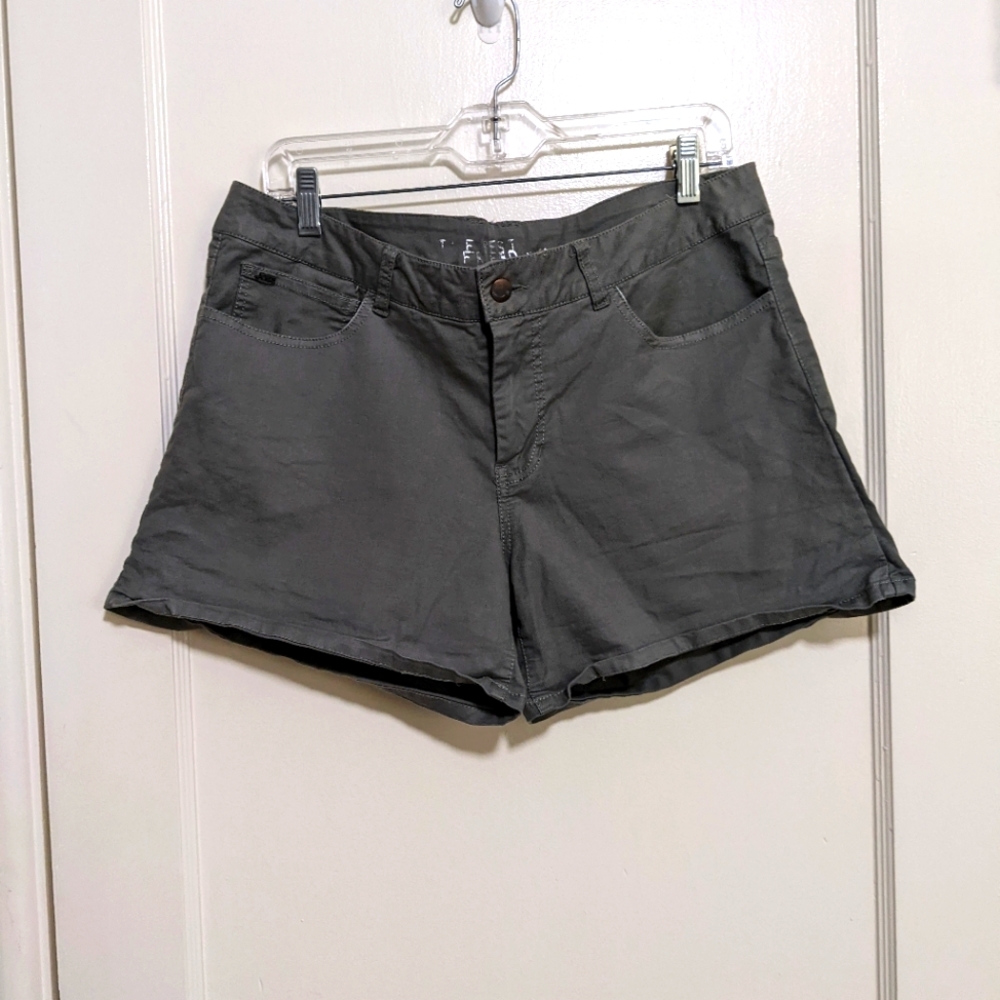 Joe's Jeans The Best Friend Collection Olive Green Shorts Size 31